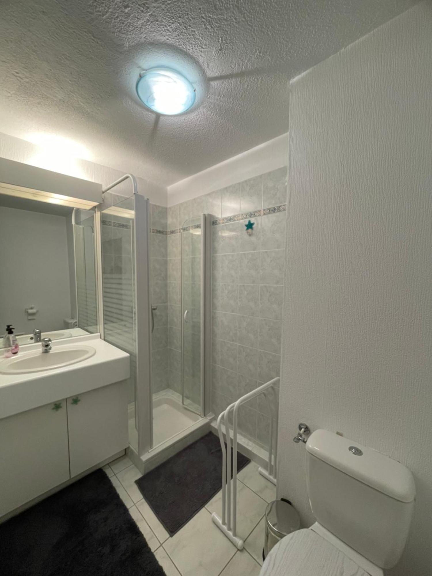 Appartement Le Tropical - 4 Pers - Ensoleille Fréjus
